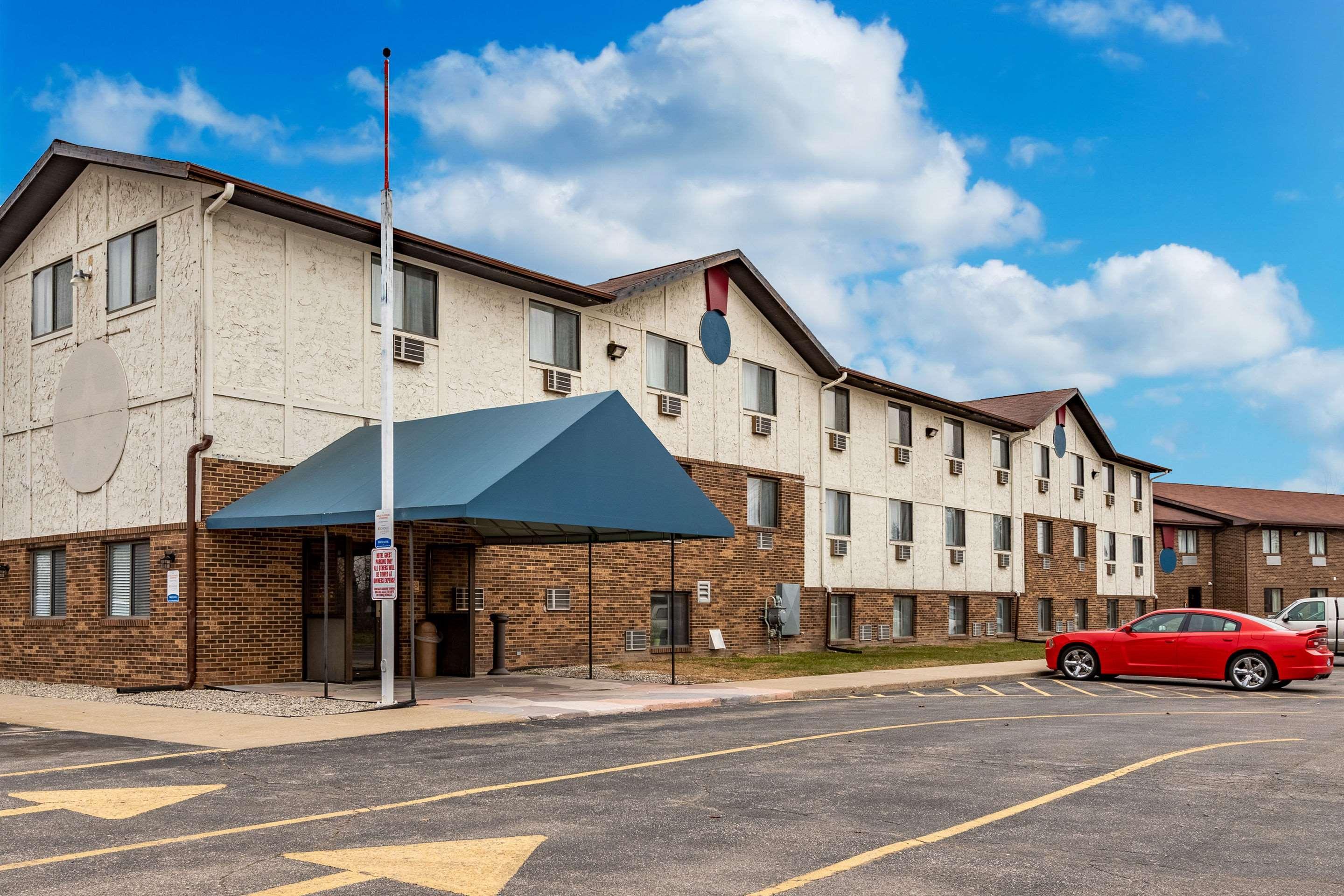 Econo Lodge Inn & Suites Auburn Exterior photo