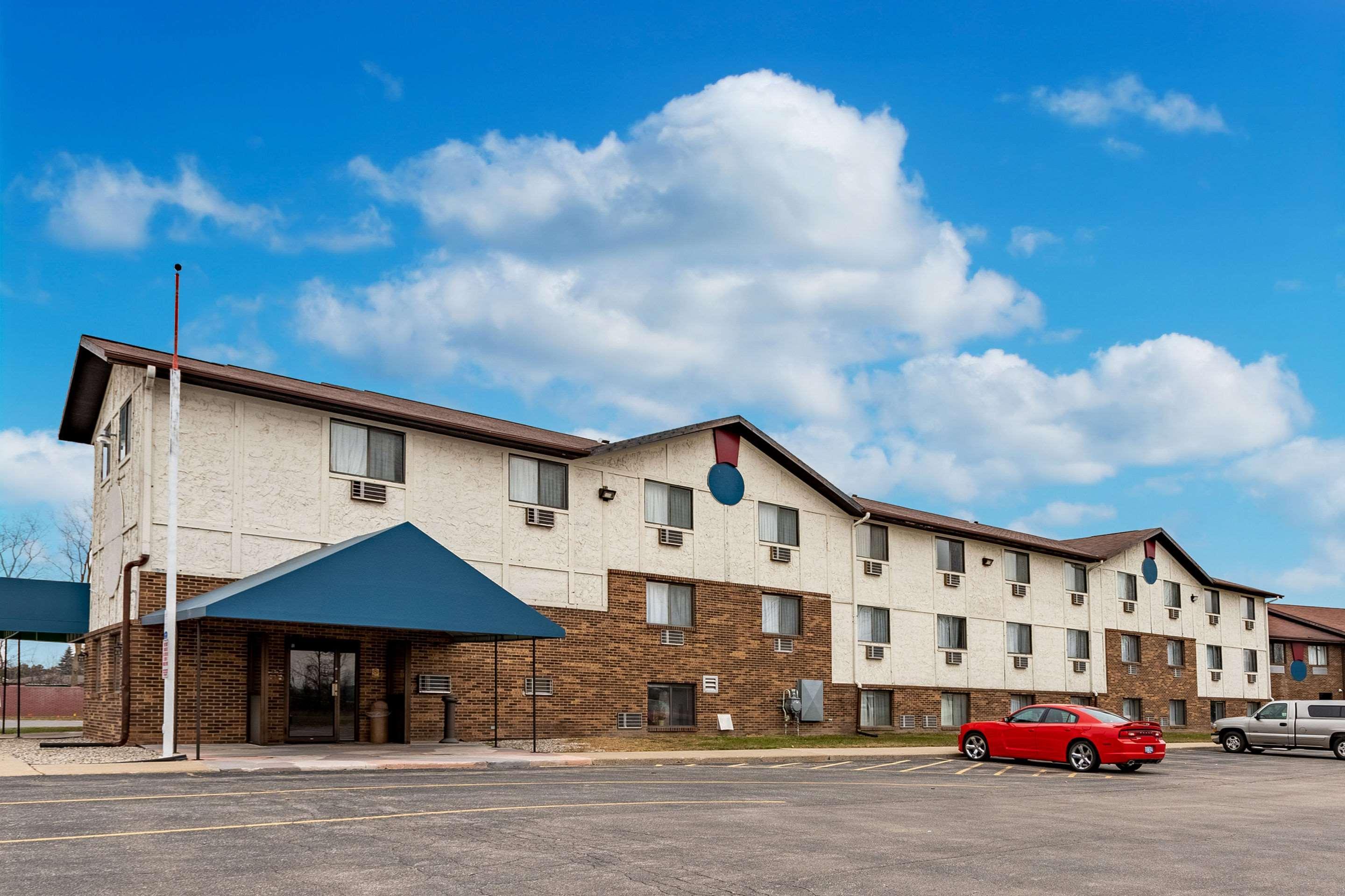 Econo Lodge Inn & Suites Auburn Exterior photo