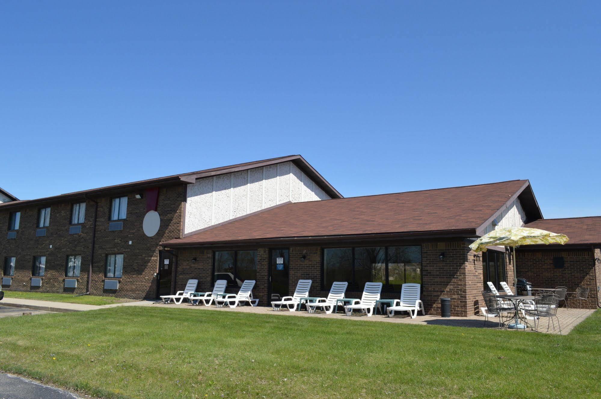 Econo Lodge Inn & Suites Auburn Exterior photo